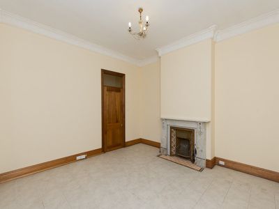 28 The Avenue, Granville