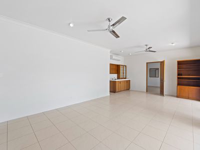 2030  Roghan Road, Bridgeman Downs