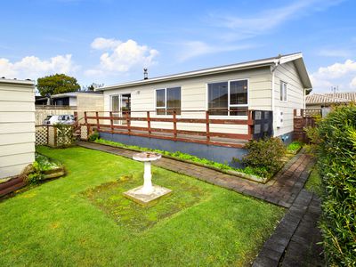 2 / 2 Garelja Road, Henderson