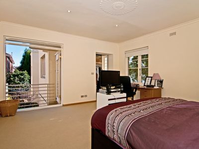 153 Hampden Road, Hobart