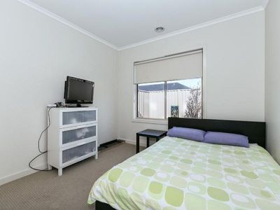 6 Moselle Street, Point Cook
