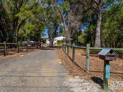 33 Raywood Road, Bouvard