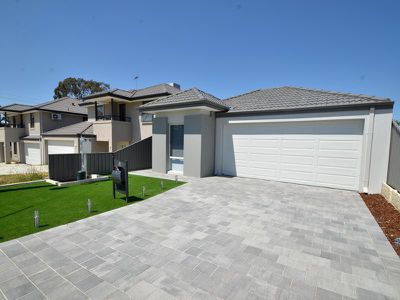 4C Stratford Place, Bentley
