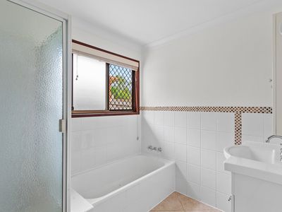 8 Shiraz Court, Wilsonton Heights