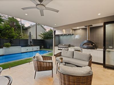22 Graceville Avenue, Graceville