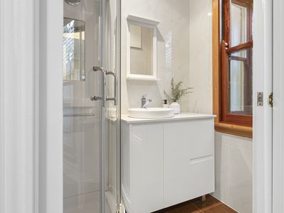 106 Barkers Road, Hawthorn