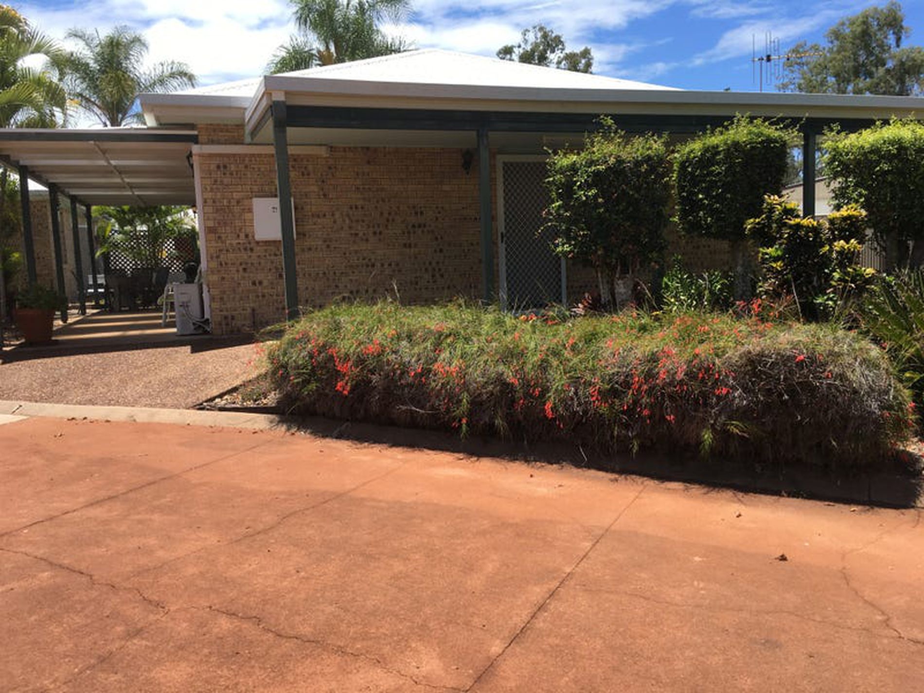 4 / 19 Pepperina Court, Woodgate