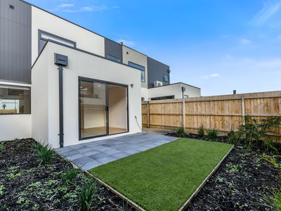 5 Birdie View, Cranbourne North