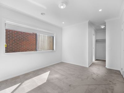 15 Quince Road, Manor Lakes