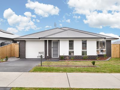 1 / 259 Settlers Boulevard, Chisholm