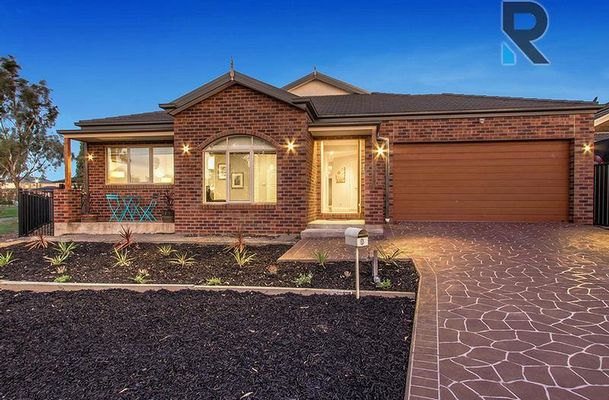 8 Belair Close, Craigieburn