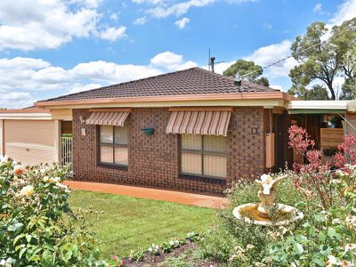 9 Muriel Street, Kangaroo Flat