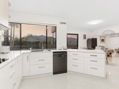 4B Bricknell Road, Attadale