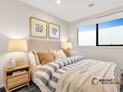 15 Guisard Way, Clyde North