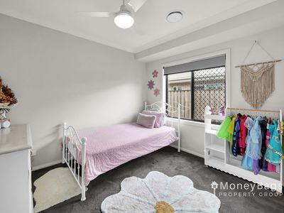 102 Bloomfield Esplanade, South Maclean