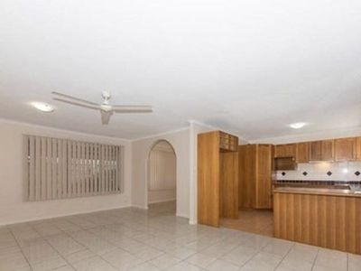 98 Tinaroo St, Durack