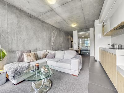 701 / 33 Claremont Street, South Yarra