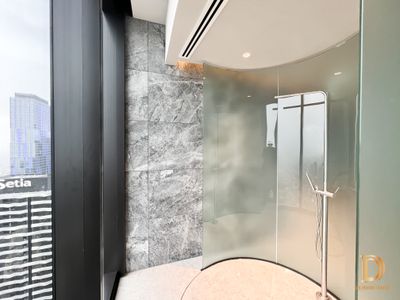 6012 / 370 Queen Street, Melbourne