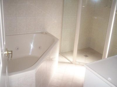 74 Wentworth St, Oak Flats