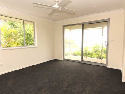 13 Stephen Street, Forster