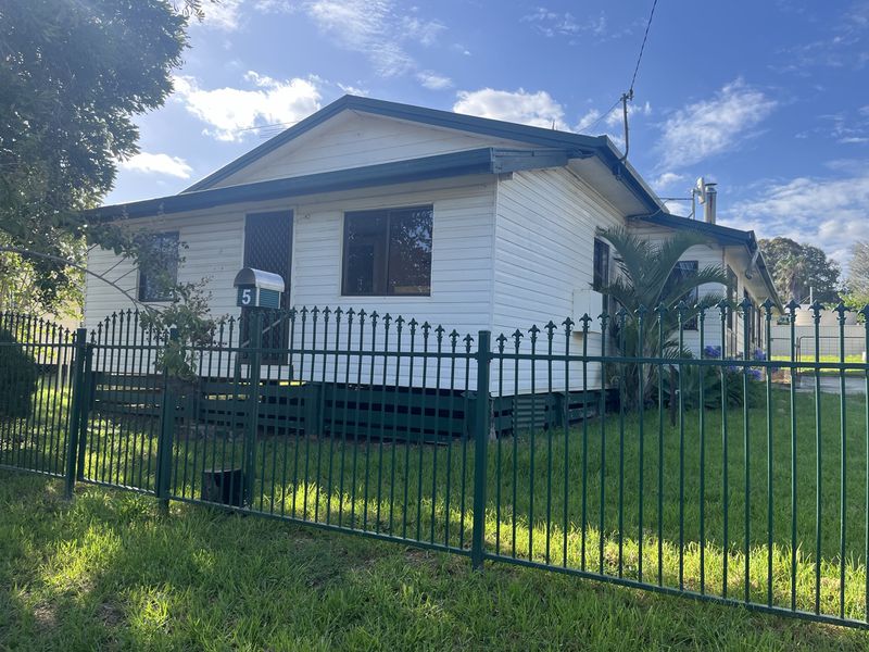 5 Douglas Street, Yarraman
