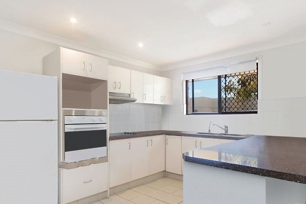 4 / 100 Kennedy Drive, Tweed Heads