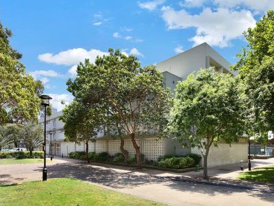 35 / 19-23 Forbes Street, Woolloomooloo