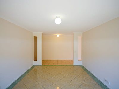 25 Whitmore Crs, Goodna