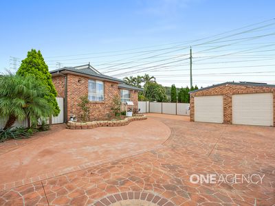 38 Daintree Drive, Albion Park