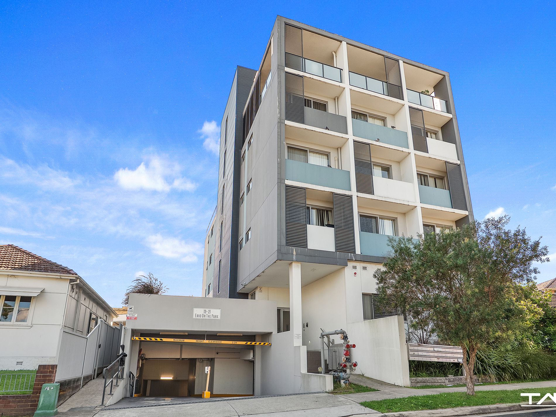 15 / 19-21 Enid Avenue, Granville