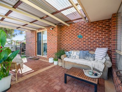 10 Siberia Close, Hannans