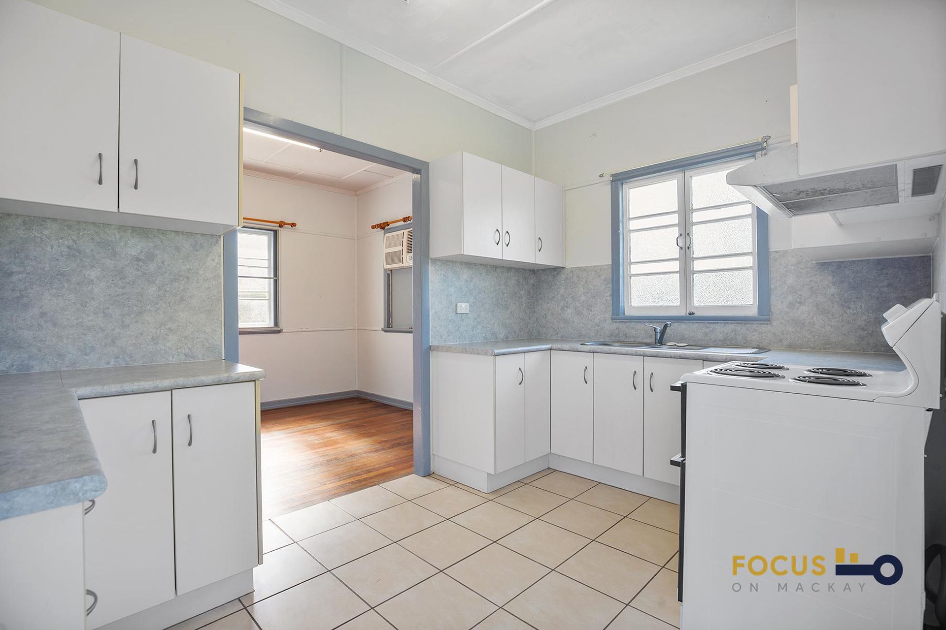 2/18 MANON ST, Armstrong Beach