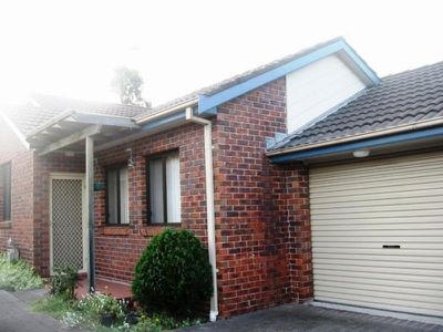 2 / 16 Cross Street, Corrimal