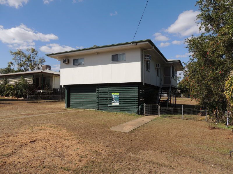 15 Lawrence Drive, Moranbah