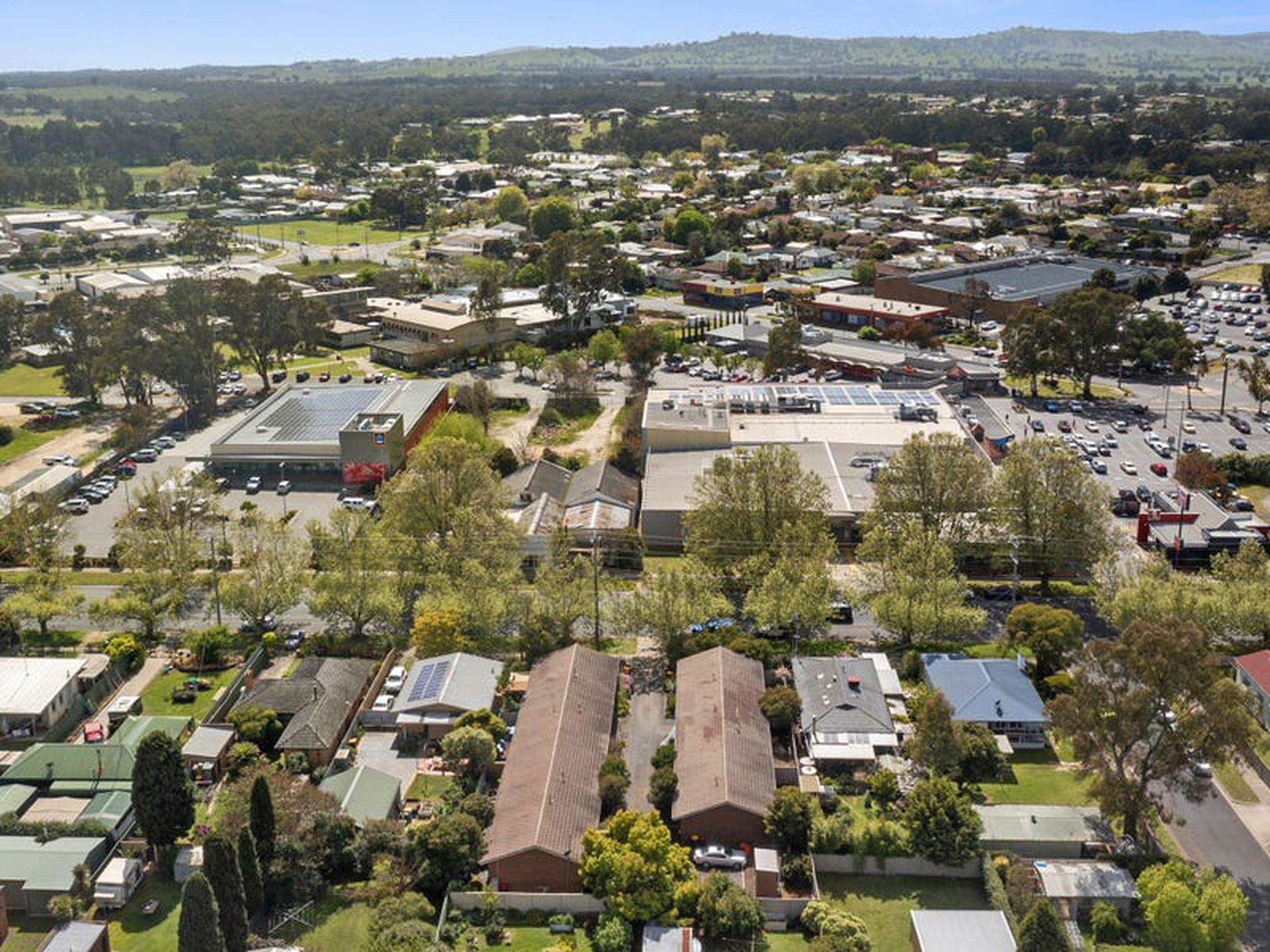 23 Tallarook St, Seymour