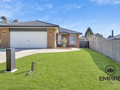 15 Acre Rise, Hampton Park
