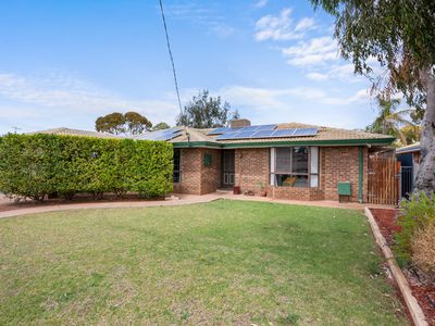 10 O'Connor Way, West Lamington