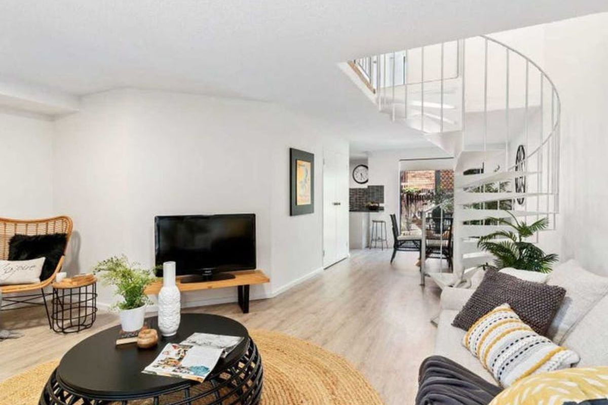 2 / 16 Monash Avenue, Nedlands