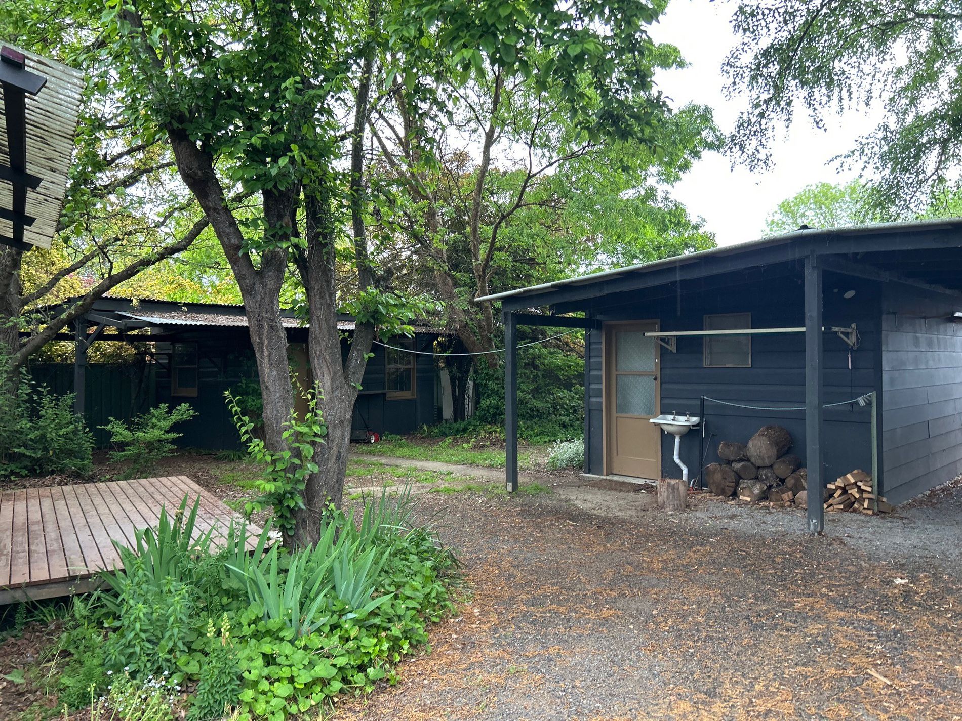 17 Freeburgh Avenue , Mount Beauty