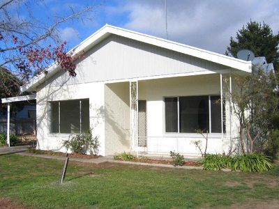 23 PLAYNE, Heathcote