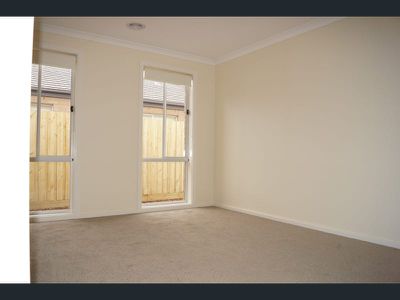 4 Bindley Crescent , Weir Views