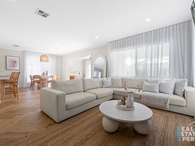 8 Alicante Street, Clyde