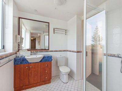 401 / 182 Marine Parade, Labrador