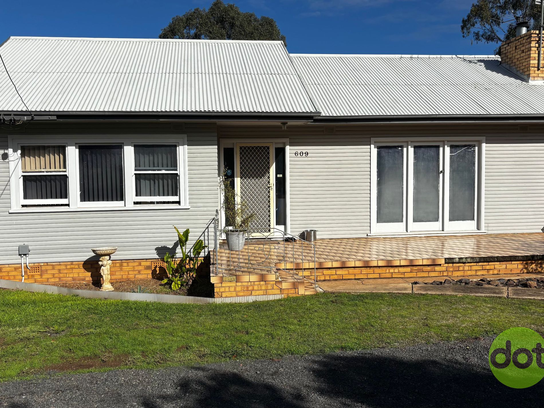 609 Armidale Road, Tamworth