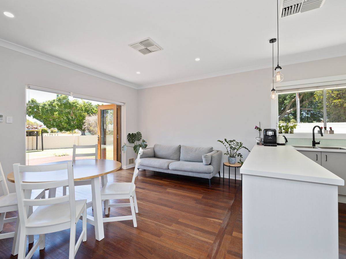 27 Thorsager Street, Coolbellup