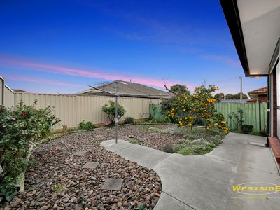 2 / 4 Carlow Road, St Albans