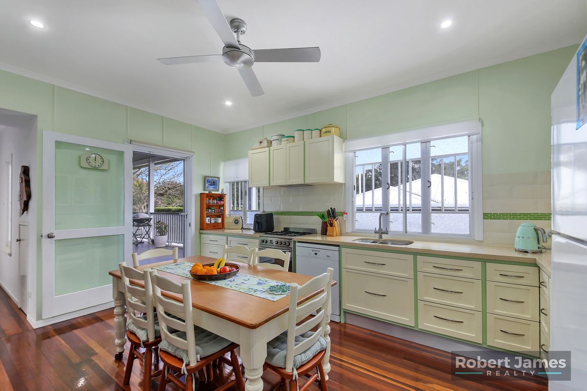 37 Moorindil Street, Tewantin