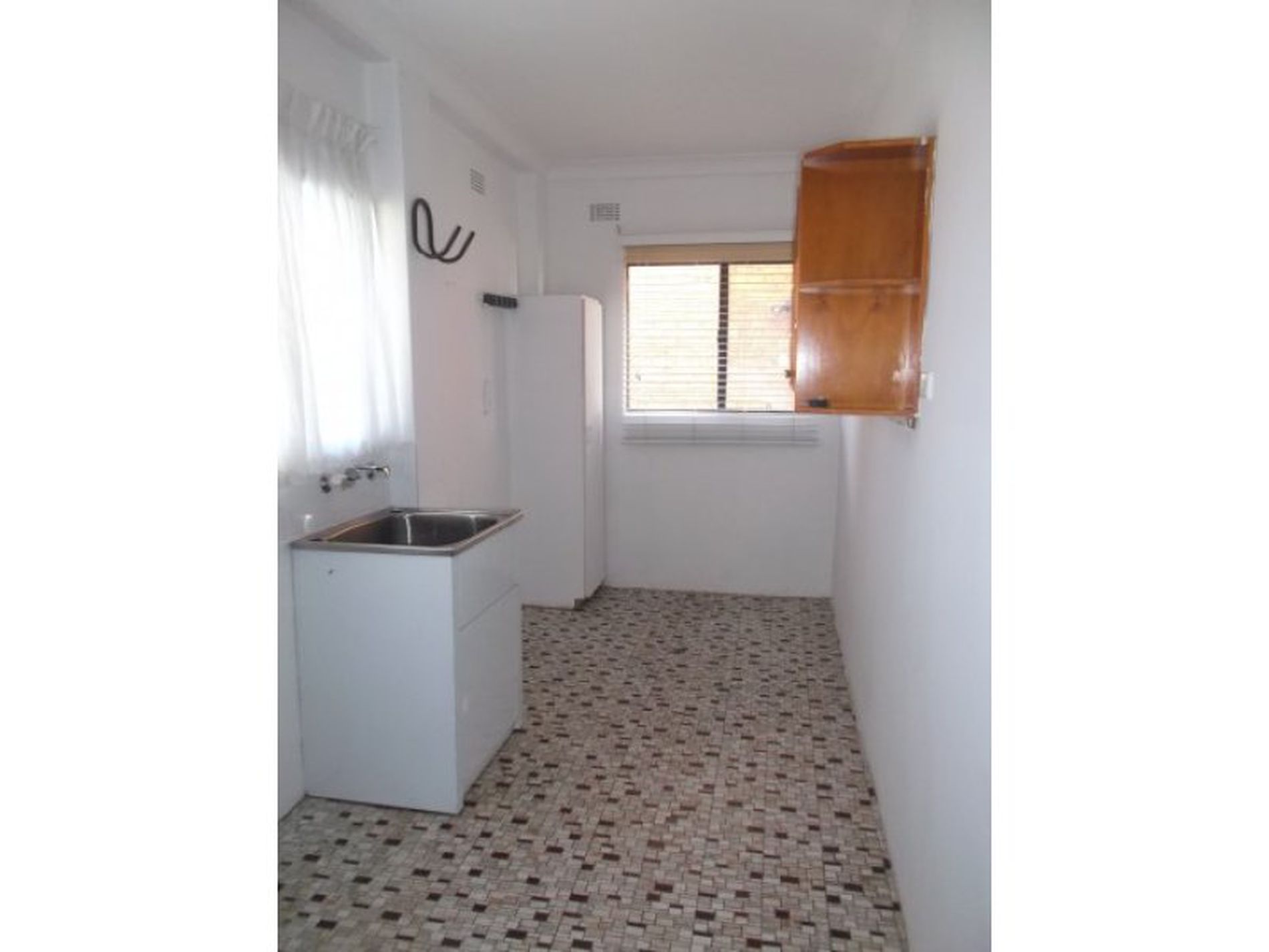 18 Hayes Avenue, Mount Warrigal