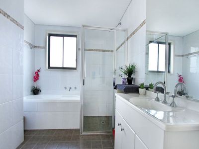 13 / `1 Governors Lane, Wollongong