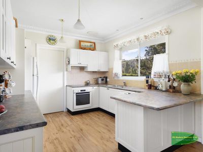 40 Clarke Simpson Road, Little Hartley
